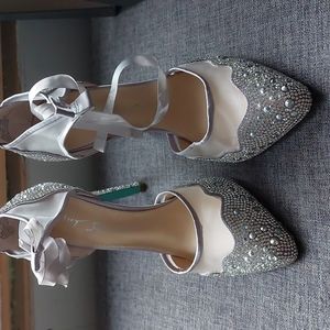 BNIB Betsey Johnson Heels